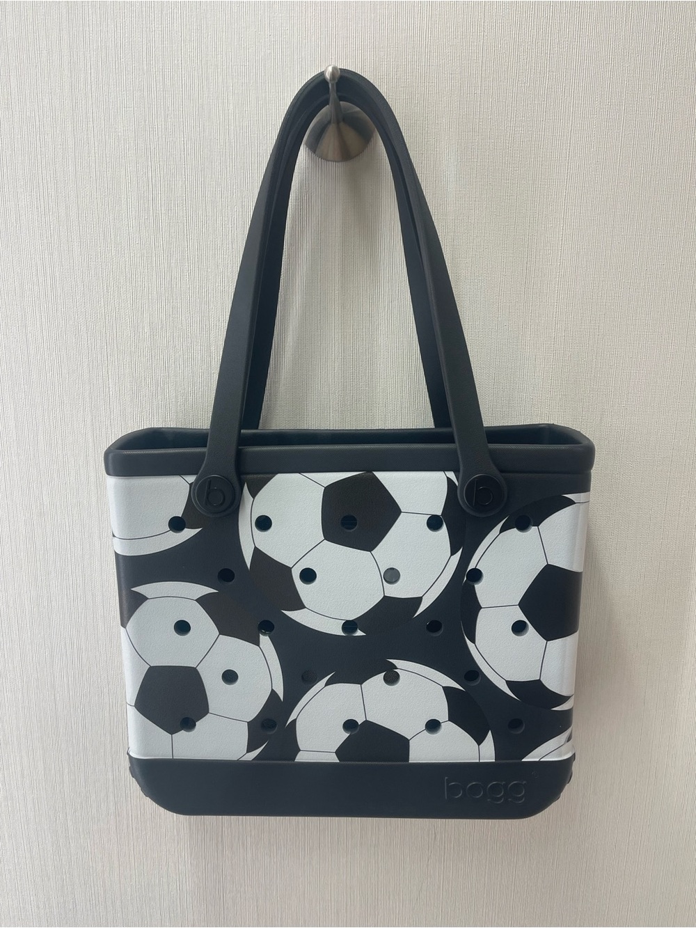 BOGG BAG Black & White Soccer Print Tote Baby bogg is medium size